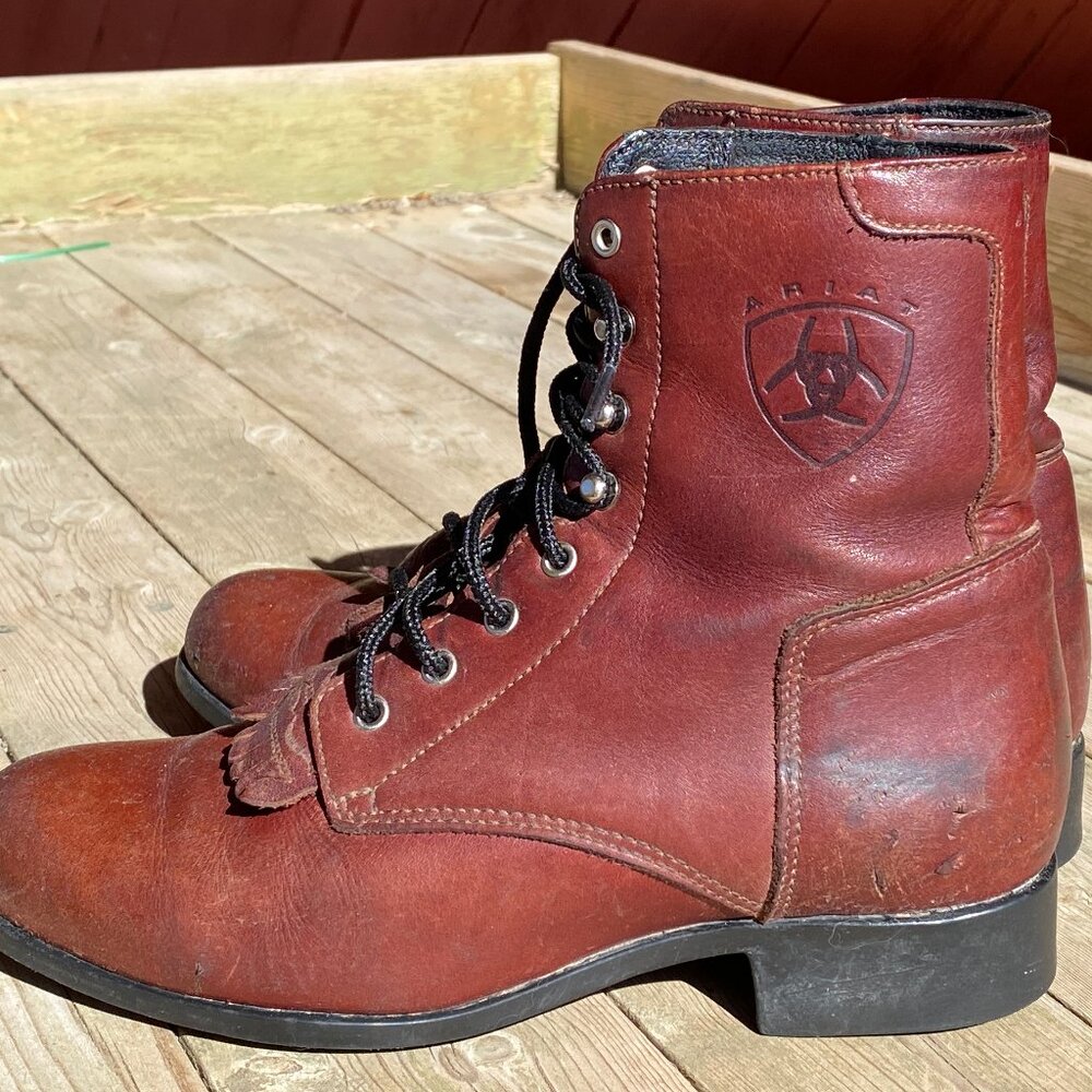 Ariat paddock boot. Size 6 / 36